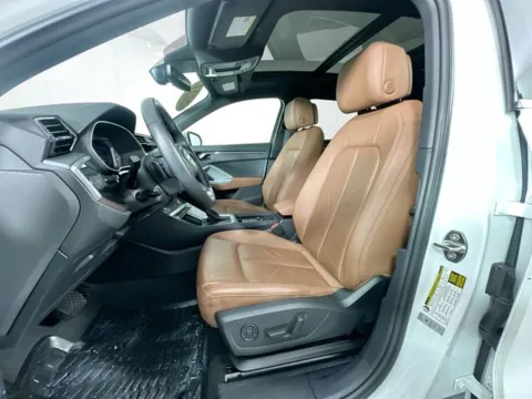 More photos of 2023 Audi Q3 Premium at AutoMax Preowned Framingham, MA