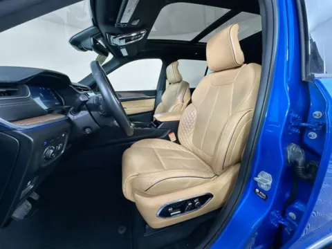More photos of 2023 Jeep Grand Cherokee Summit 4xe at AutoMax Preowned Framingham, MA