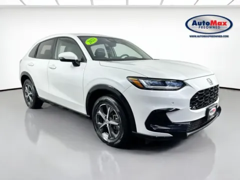 White 2023 Honda HR-V EX-L for sale in Framingham, MA