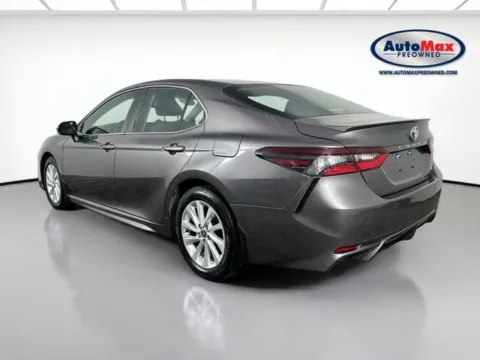 More photos of 2023 Toyota Camry SE at AutoMax Preowned Framingham, MA