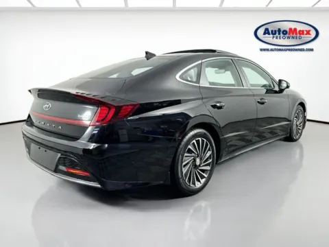 Photos of 2023 Hyundai Sonata Hybrid Limited for sale in Framingham, MA at AutoMax Preowned Framingham