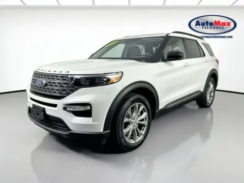 More photos of 2023 Ford Explorer XLT at AutoMax Preowned Framingham, MA