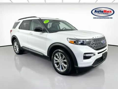 White 2023 Ford Explorer XLT for sale in Framingham, MA