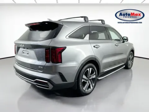 Photos of 2023 Kia Sorento Hybrid SX Prestige for sale in Framingham, MA at AutoMax Preowned Framingham