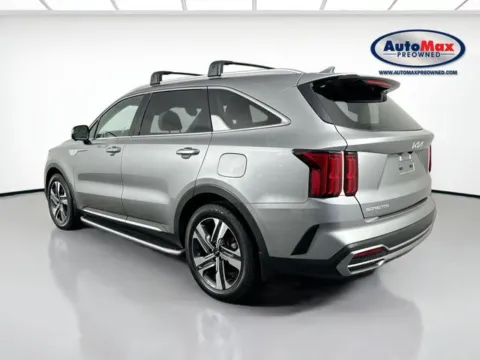 More photos of 2023 Kia Sorento Hybrid SX Prestige at AutoMax Preowned Framingham, MA