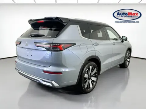Photos of 2025 Mitsubishi Outlander SEL for sale in Framingham, MA at AutoMax Preowned Framingham