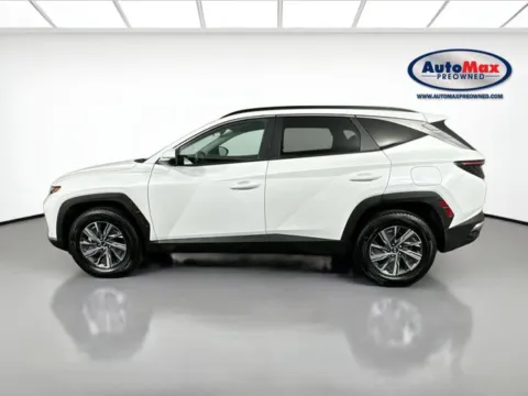 More photos of 2023 Hyundai Tucson Hybrid Blue at AutoMax Preowned Framingham, MA