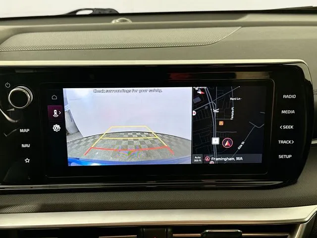 2024 Kia K5 GT-Line - Photo 13