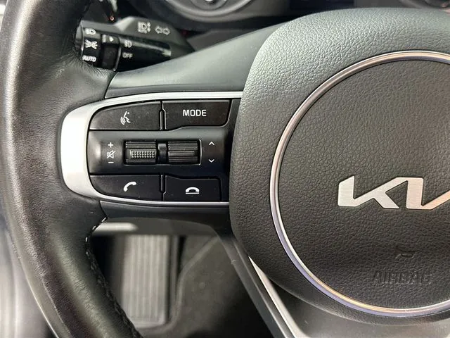 2024 Kia K5 GT-Line - Photo 22
