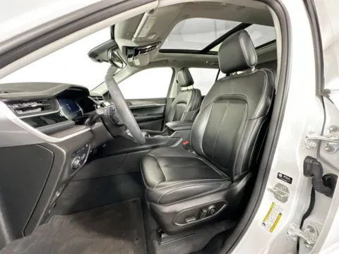 More photos of 2024 Jeep Grand Cherokee 4xe at AutoMax Preowned Framingham, MA