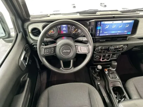 More photos of 2025 Jeep Gladiator Nighthawk at AutoMax Preowned Framingham, MA
