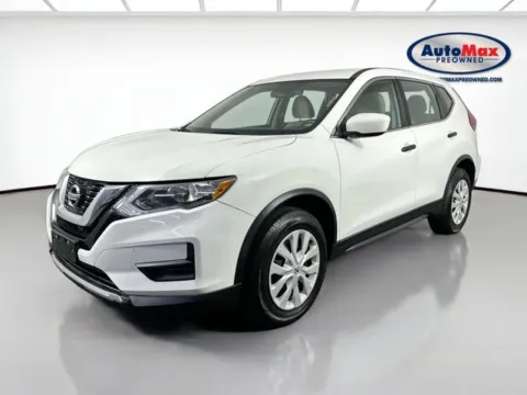 More photos of 2017 Nissan Rogue S at AutoMax Preowned Framingham, MA