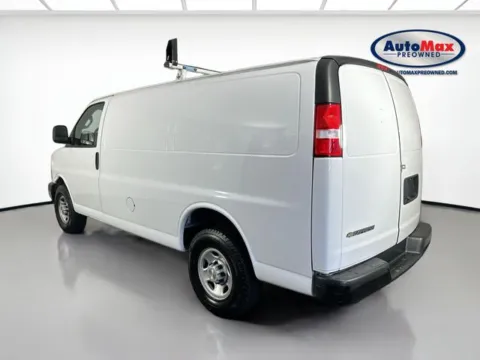More photos of 2022 Chevrolet Express 2500 Work Van at AutoMax Preowned Framingham, MA