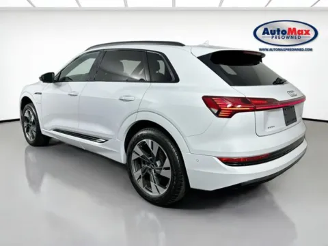 More photos of 2022 Audi e-tron Premium at AutoMax Preowned Framingham, MA