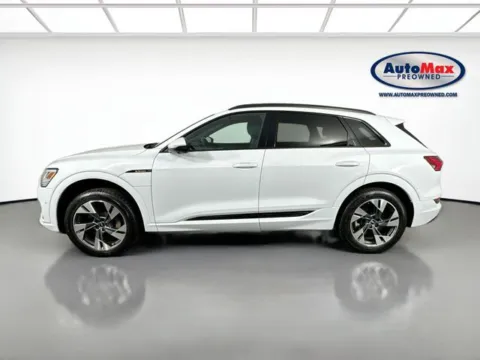 More photos of 2022 Audi e-tron Premium at AutoMax Preowned Framingham, MA