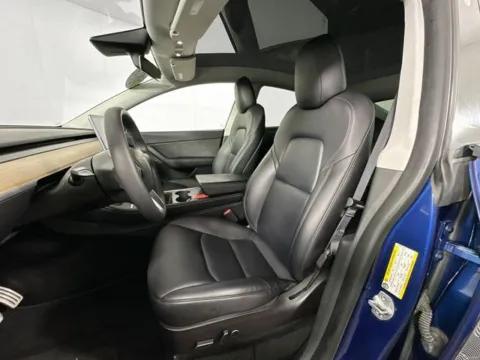 More photos of 2022 Tesla Model Y Performance at AutoMax Preowned Framingham, MA