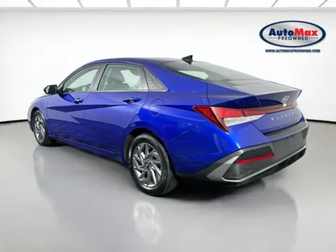 More photos of 2024 Hyundai Elantra SEL at AutoMax Preowned Framingham, MA