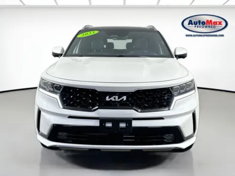 Photos of 2023 Kia Sorento Plug-In Hybrid SX Prestige for sale in Framingham, MA at AutoMax Preowned Framingham