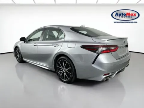 More photos of 2023 Toyota Camry Hybrid SE at AutoMax Preowned Framingham, MA