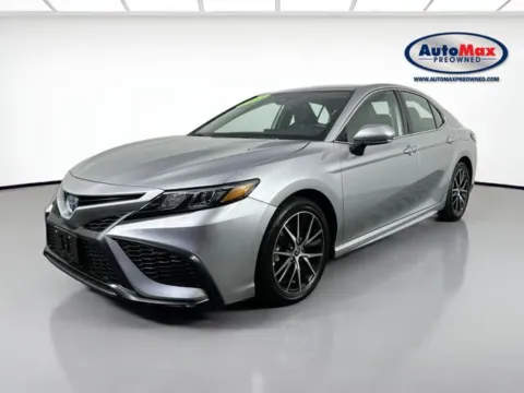More photos of 2023 Toyota Camry Hybrid SE at AutoMax Preowned Framingham, MA