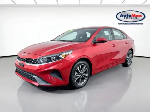 More photos of 2023 Kia Forte LXS at AutoMax Preowned Framingham, MA