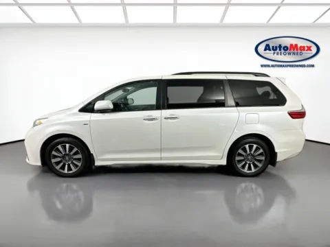 More photos of 2018 Toyota Sienna XLE at AutoMax Preowned Framingham, MA