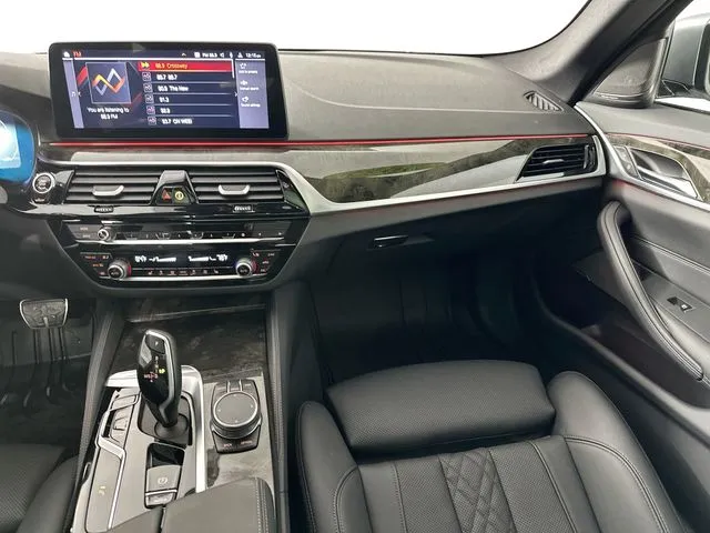 2023 BMW 5 Series 530i - Photo 28