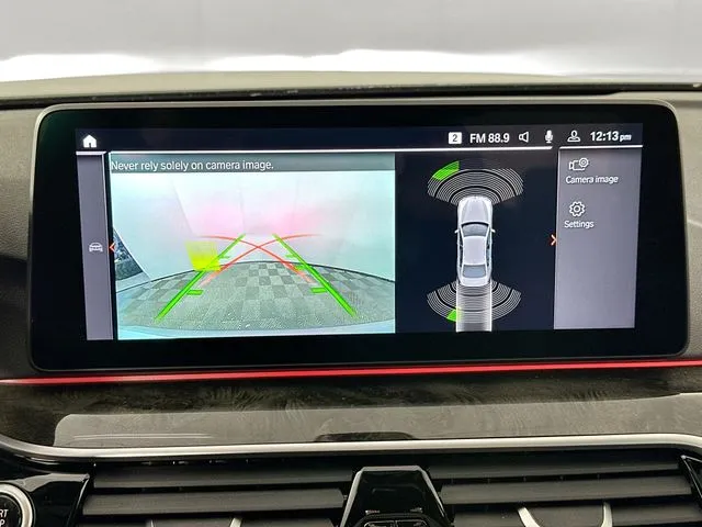 2023 BMW 5 Series 530i - Photo 14