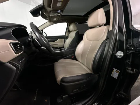 More photos of 2023 Hyundai Santa Fe Hybrid SEL Premium at AutoMax Preowned Framingham, MA