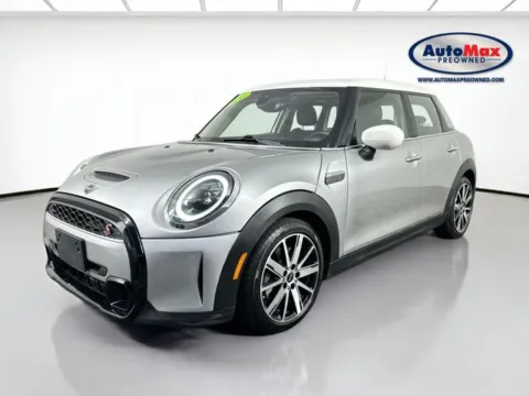 More photos of 2024 MINI Cooper S Signature at AutoMax Preowned Framingham, MA