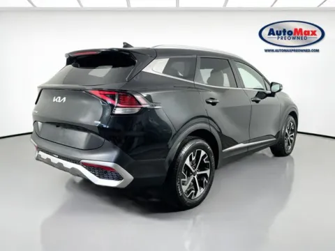Photos of 2023 Kia Sportage Hybrid EX for sale in Framingham, MA at AutoMax Preowned Framingham