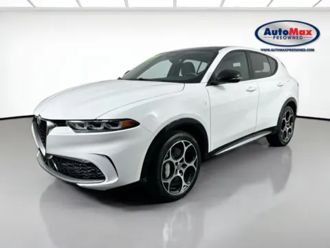 More photos of 2024 Alfa Romeo Tonale Ti at AutoMax Preowned Framingham, MA