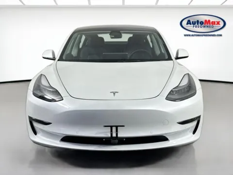 More photos of 2022 Tesla Model 3 Long Range at AutoMax Preowned Framingham, MA