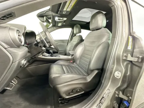 More photos of 2024 Alfa Romeo Tonale Veloce at AutoMax Preowned Framingham, MA