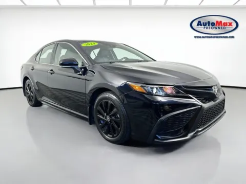 Black 2024 Toyota Camry SE for sale in Framingham, MA