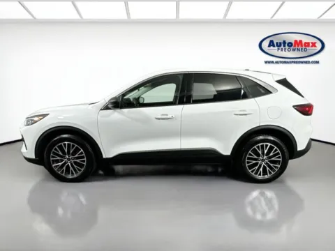 More photos of 2023 Ford Escape Hybrid Active at AutoMax Preowned Framingham, MA