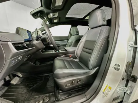 More photos of 2024 Honda Prologue Touring at AutoMax Preowned Framingham, MA