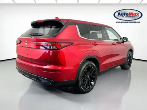 Photos of 2024 Mitsubishi Outlander SE Black Edition for sale in Framingham, MA at AutoMax Preowned Framingham