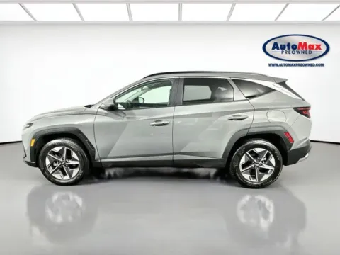 More photos of 2026 Hyundai Tucson SEL at AutoMax Preowned Framingham, MA