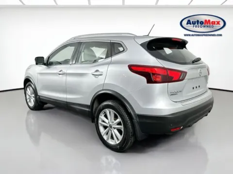 More photos of 2019 Nissan Rogue Sport SV at AutoMax Preowned Framingham, MA