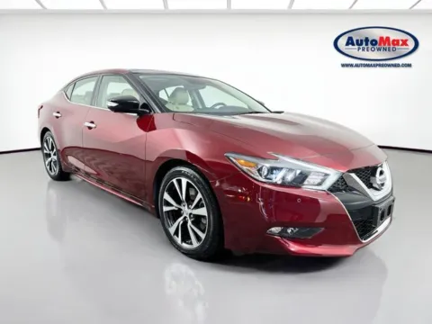 Red 2017 Nissan Maxima Platinum for sale in Framingham, MA