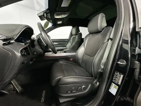 More photos of 2023 Genesis GV70 2.5T at AutoMax Preowned Framingham, MA