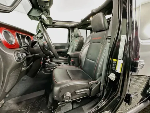 More photos of 2022 Jeep Wrangler Unlimited Rubicon at AutoMax Preowned Framingham, MA