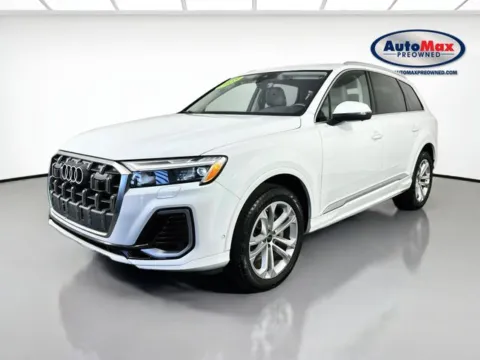 More photos of 2025 Audi Q7 55 Premium Plus at AutoMax Preowned Framingham, MA