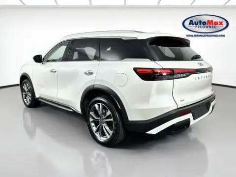 More photos of 2024 INFINITI QX60 LUXE at AutoMax Preowned Framingham, MA