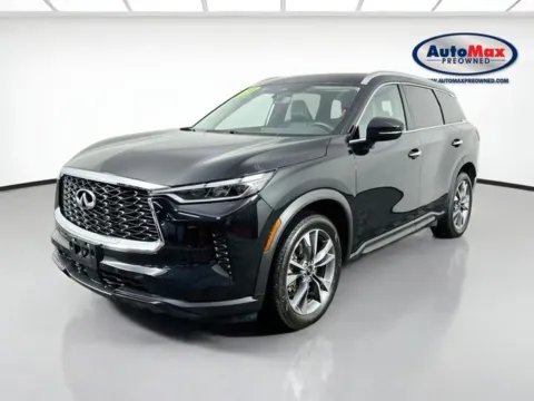 Another view of 2024 INFINITI QX60 LUXE for sale in Framingham, MA at AutoMax Preowned Framingham