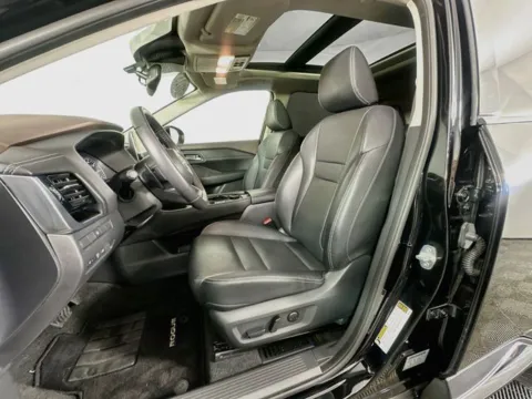More photos of 2023 Nissan Rogue SL at AutoMax Preowned Framingham, MA