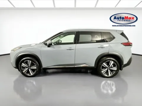 More photos of 2023 Nissan Rogue SL at AutoMax Preowned Framingham, MA