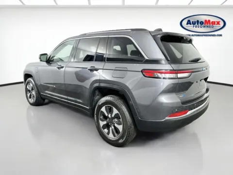 More photos of 2022 Jeep Grand Cherokee 4xe at AutoMax Preowned Framingham, MA