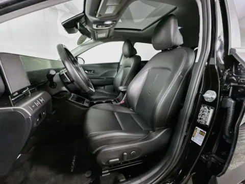 More photos of 2024 Hyundai Kona Limited at AutoMax Preowned Framingham, MA